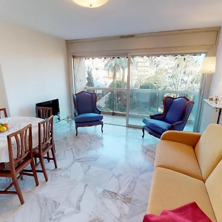 69b - Agreable 2p Proche Avec Terrasse Et Garage Διαμέρισμα *